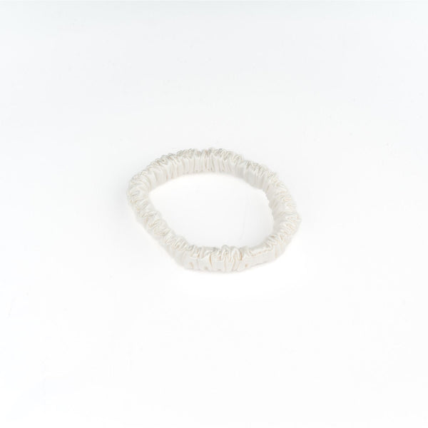 MULBERRY SILK THIN SCRUNCHIE - WHITE