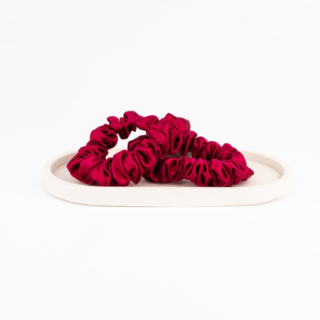 MULBERRY SILK MEDIUM SCRUNCHIE - RED