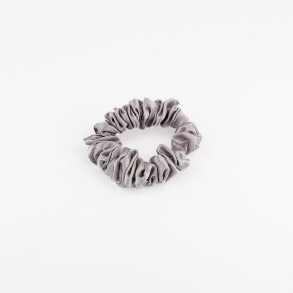 MULBERRY SILK MEDIUM SCRUNCHIE - SILVER