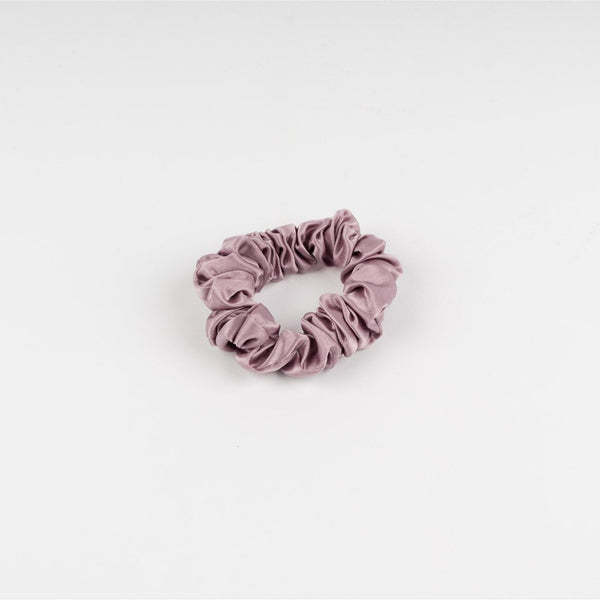 MULBERRY SILK MEDIUM SCRUNCHIE - LAVENDER