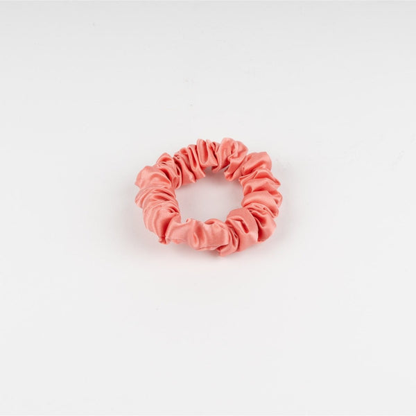 MULBERRY SILK MEDIUM SCRUNCHIE - CORAL PINK